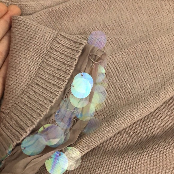 Sweater - Picture 3 of 4